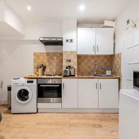 Beautiful Hyde Park Studio Flat Διαμέρισμα Λονδίνο Εξωτερικό φωτογραφία