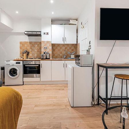 Beautiful Hyde Park Studio Flat Διαμέρισμα Λονδίνο Εξωτερικό φωτογραφία