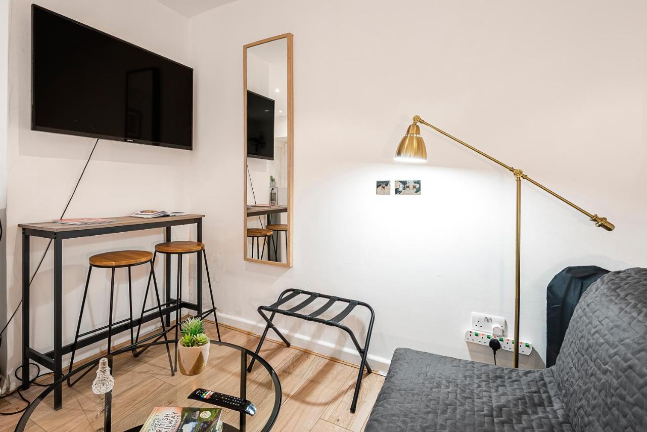 Beautiful Hyde Park Studio Flat Διαμέρισμα Λονδίνο Εξωτερικό φωτογραφία